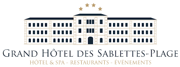 
Grand Hotel des Sablettes Plage, Curio Collection by Hilton
   in La Seyne-sur-Mer