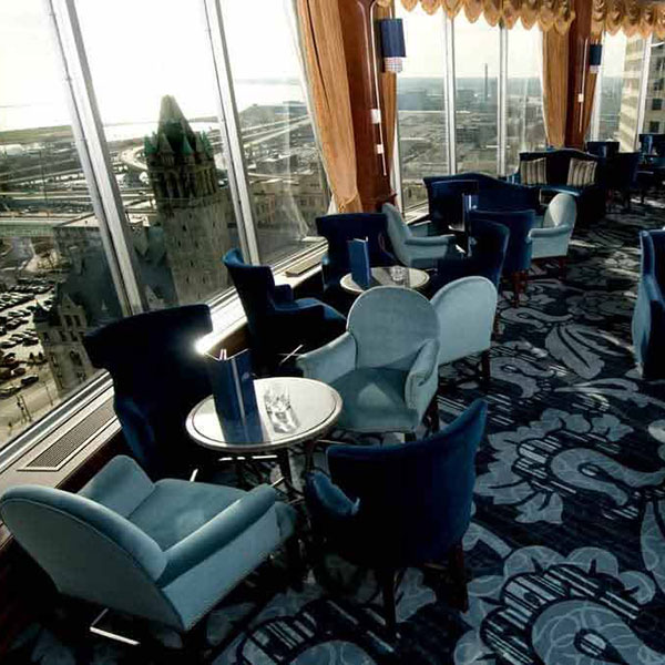 The-Pfister-Hotel-Milwaukee-BLU-Lounge-wide-shot.jpg