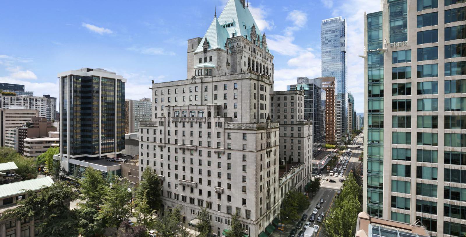 Image of hotel exterior Fairmont Hotel Vancouver, 1939, Member of Historic Hotels Worldwide, in Vancouver, Canada, Overview Video